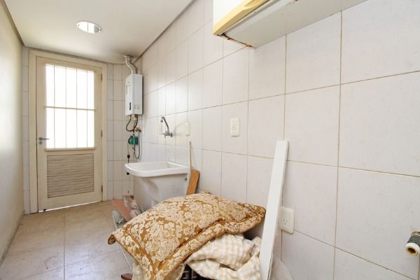 Casa de Condomínio à venda com 3 quartos, 191m² - Foto 11