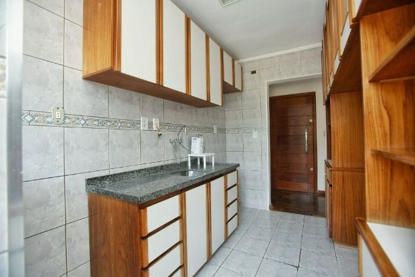 Apartamento à venda com 2 quartos, 63m² - Foto 7