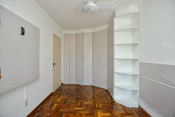 Apartamento à venda com 2 quartos, 63m² - Foto 17