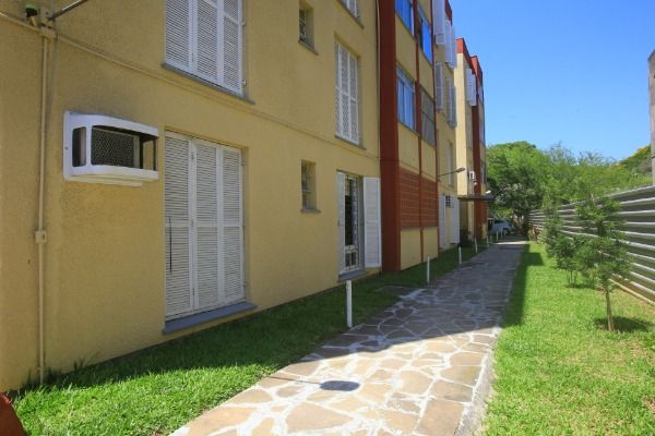 Apartamento à venda com 2 quartos, 63m² - Foto 1