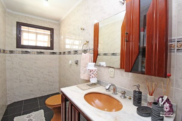 Casa à venda com 5 quartos, 323m² - Foto 29