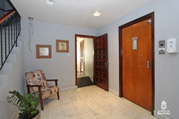 Apartamento à venda com 2 quartos, 82m² - Foto 3