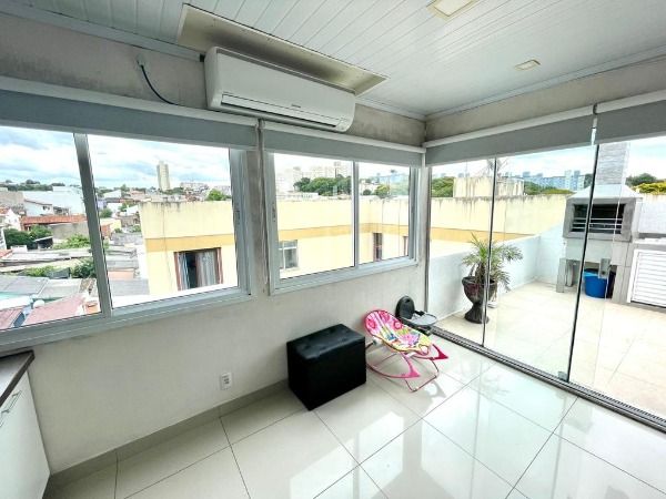 Cobertura à venda com 2 quartos, 60m² - Foto 1