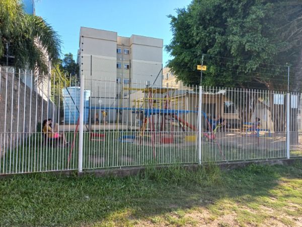 Apartamento à venda com 2 quartos, 41m² - Foto 2