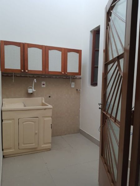 Casa à venda com 4 quartos, 250m² - Foto 13