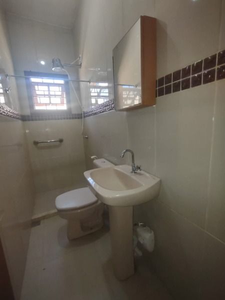 Casa à venda com 4 quartos, 250m² - Foto 17