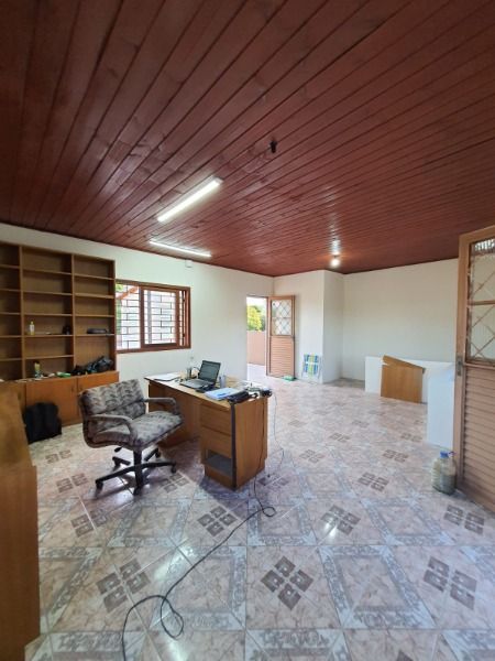 Casa à venda com 4 quartos, 250m² - Foto 29