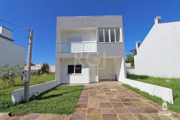 Casa à venda com 3 quartos, 164m² - Foto 1