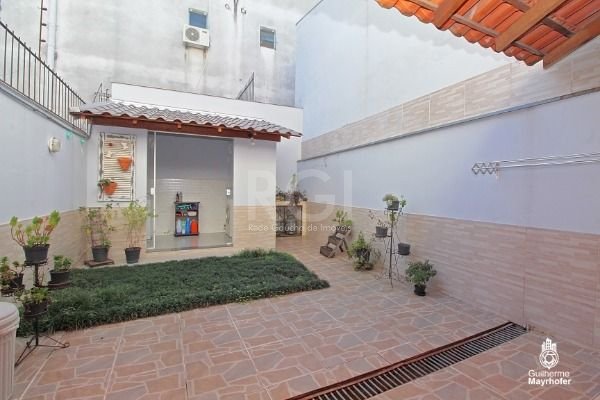 Casa à venda com 2 quartos, 101m² - Foto 12