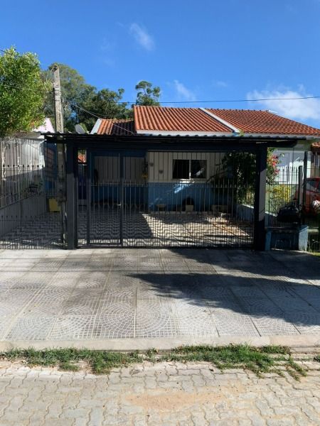 Casa à venda com 3 quartos, 71m² - Foto 1