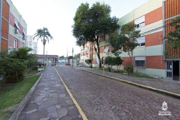 Apartamento à venda com 2 quartos, 73m² - Foto 1