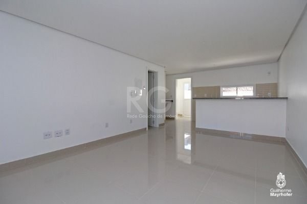 Casa à venda com 3 quartos, 100m² - Foto 4