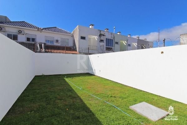 Casa à venda com 3 quartos, 100m² - Foto 11