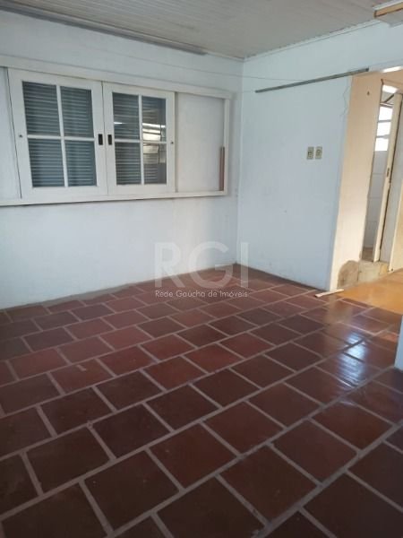 Casa à venda com 3 quartos, 180m² - Foto 3