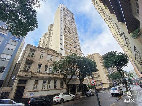 Apartamento à venda com 3 quartos, 118m² - Foto 3