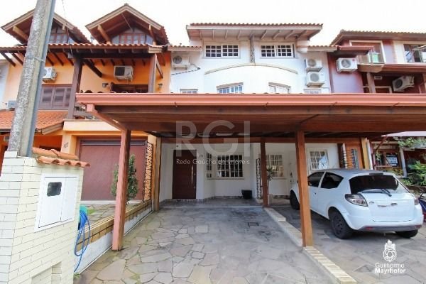 Casa de Condomínio à venda com 3 quartos, 133m² - Foto 2