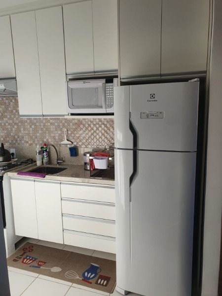 Apartamento à venda com 2 quartos, 48m² - Foto 3