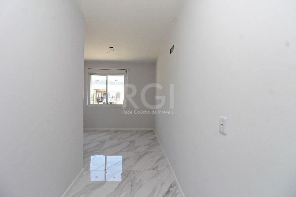 Casa à venda com 3 quartos, 90m² - Foto 12