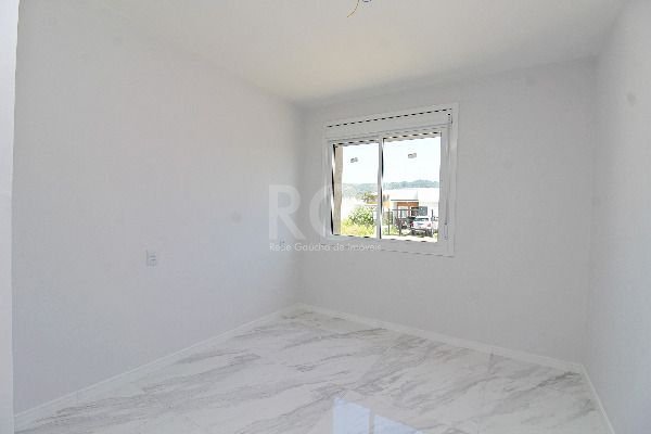 Casa à venda com 3 quartos, 90m² - Foto 13