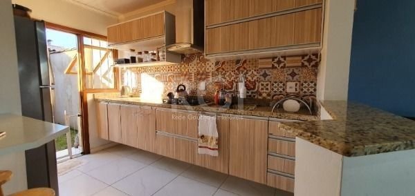 Casa à venda com 2 quartos, 90m² - Foto 9