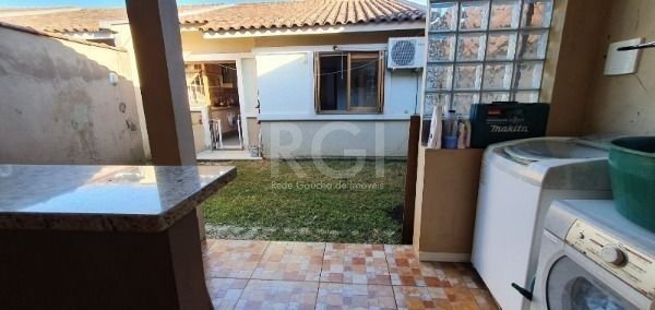 Casa à venda com 2 quartos, 90m² - Foto 15