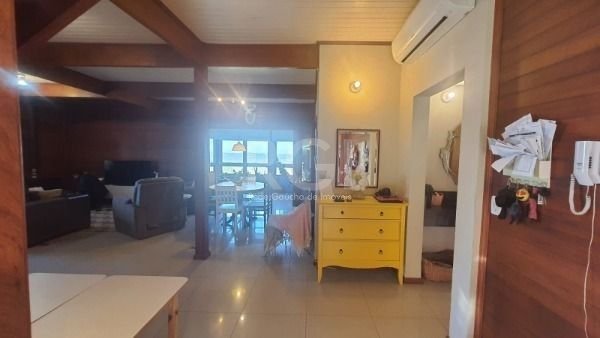 Casa de Condomínio à venda com 3 quartos, 245m² - Foto 3