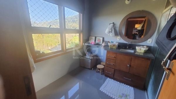 Casa de Condomínio à venda com 3 quartos, 245m² - Foto 15