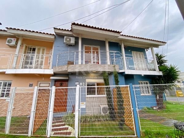 Sobrado à venda com 2 quartos, 74m² - Foto 1