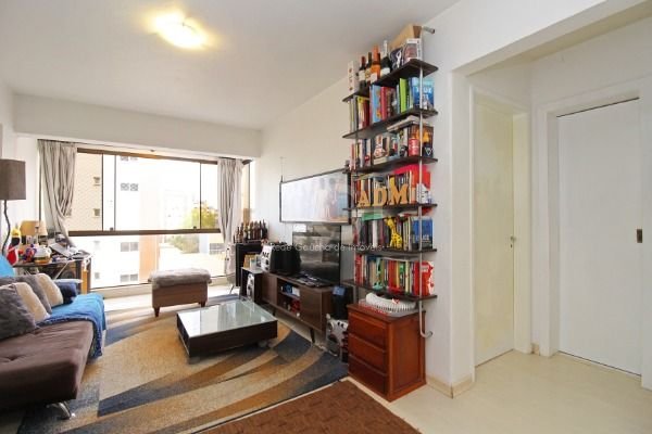 Apartamento à venda com 1 quarto, 48m² - Foto 7