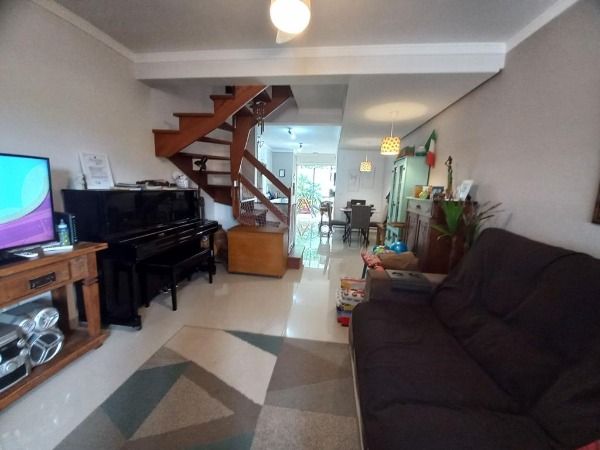 Casa à venda com 3 quartos, 120m² - Foto 3