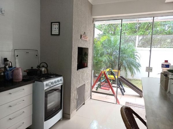 Casa à venda com 3 quartos, 120m² - Foto 8