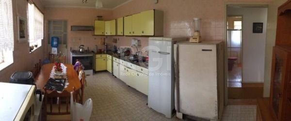 Casa à venda com 4 quartos, 106m² - Foto 4